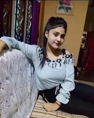 Call Girls Service in Vile Parle